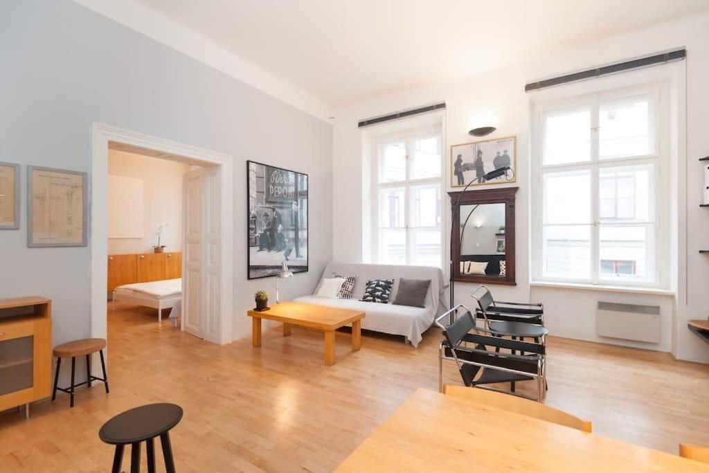 Charming Vodickova Appartement Prague